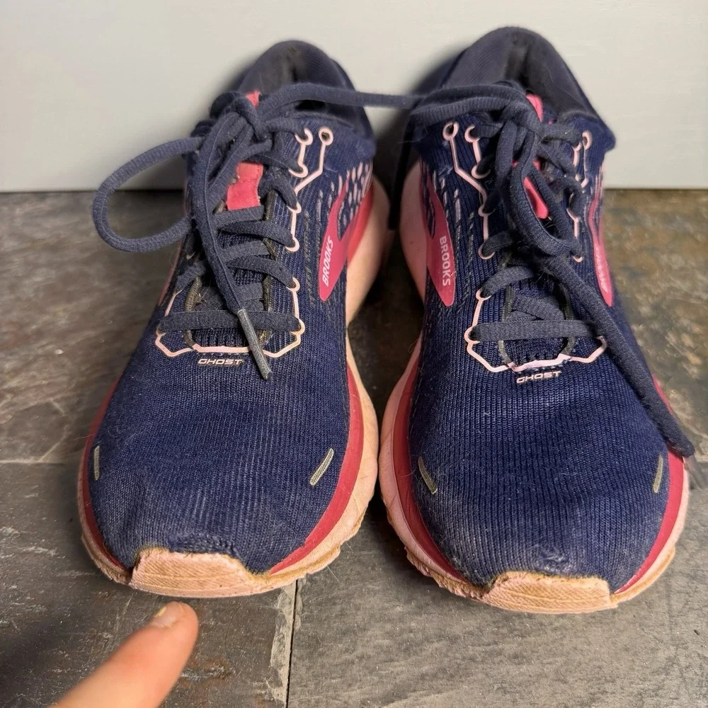 Brooks Ghost 13 Women's Size 8 B (Medium) Running Shoes Navy Pink